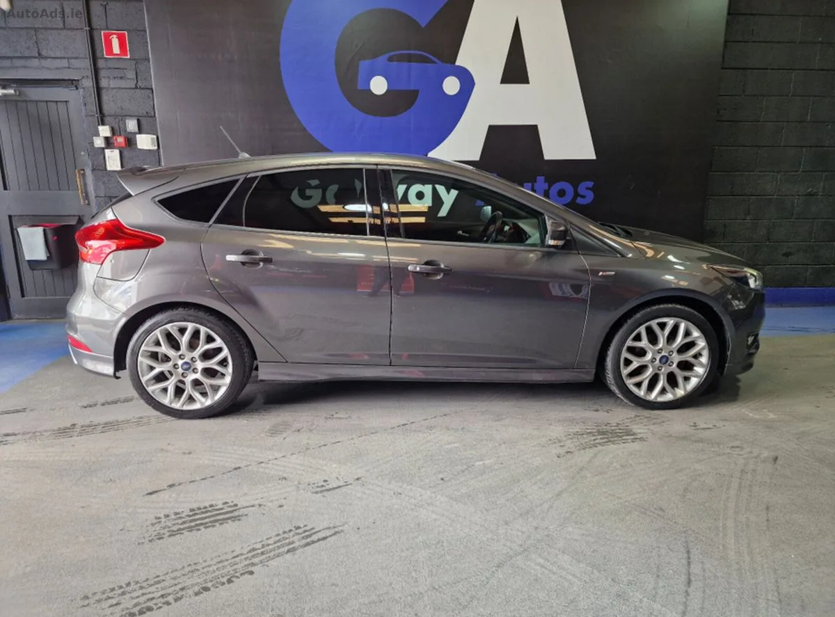2018 Ford Focus – photo 11
