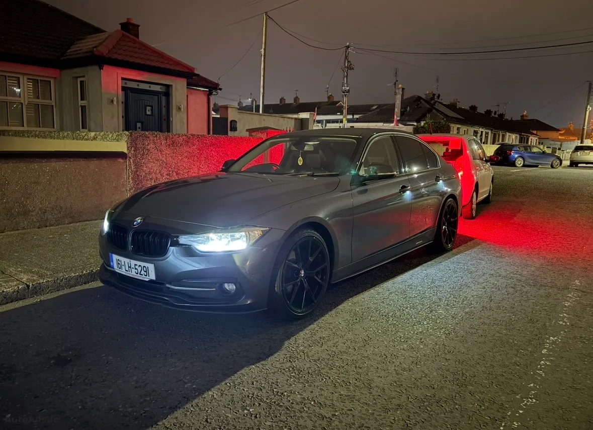 2016 BMW 3 Series – photo 2