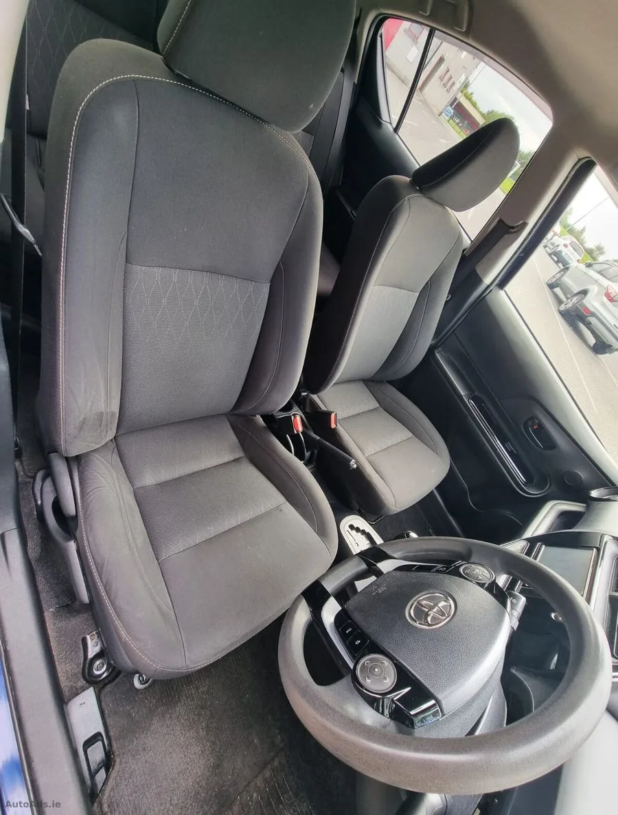 2021 Toyota Aqua – photo 19