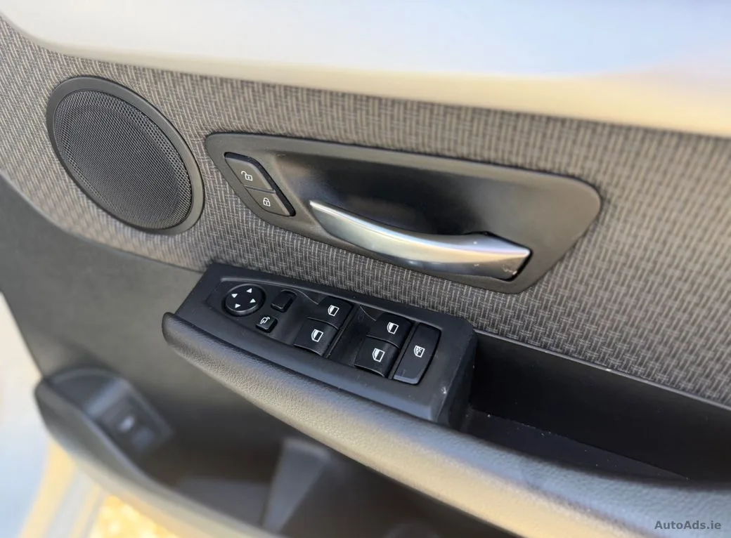 2017 BMW 218d – photo 12