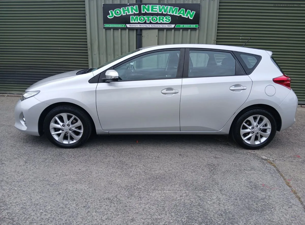 2014 Toyota Auris – photo 11
