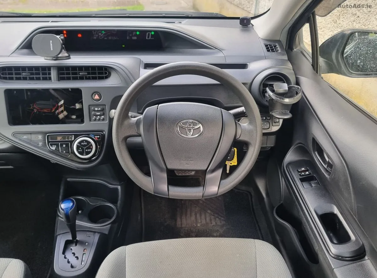 2021 Toyota Aqua – photo 14