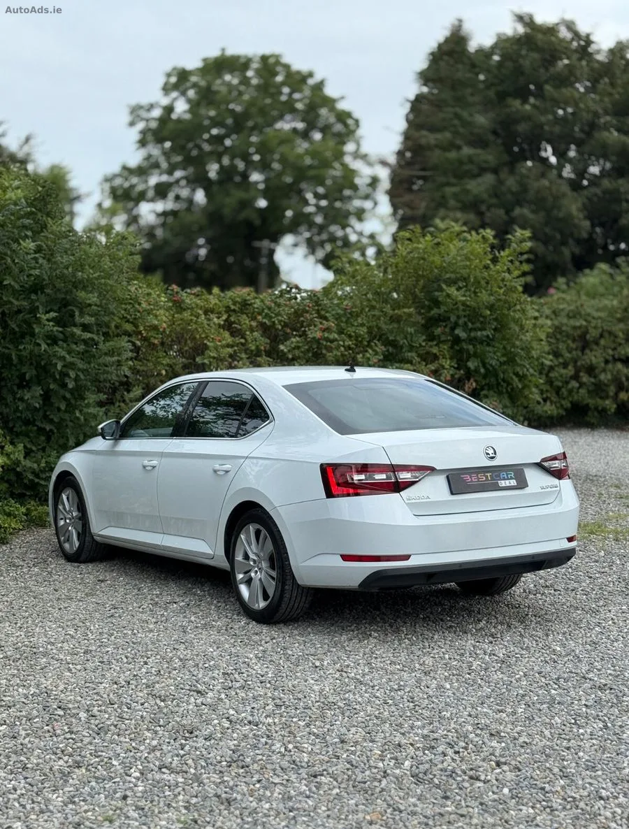 2018 Skoda Superb – photo 10