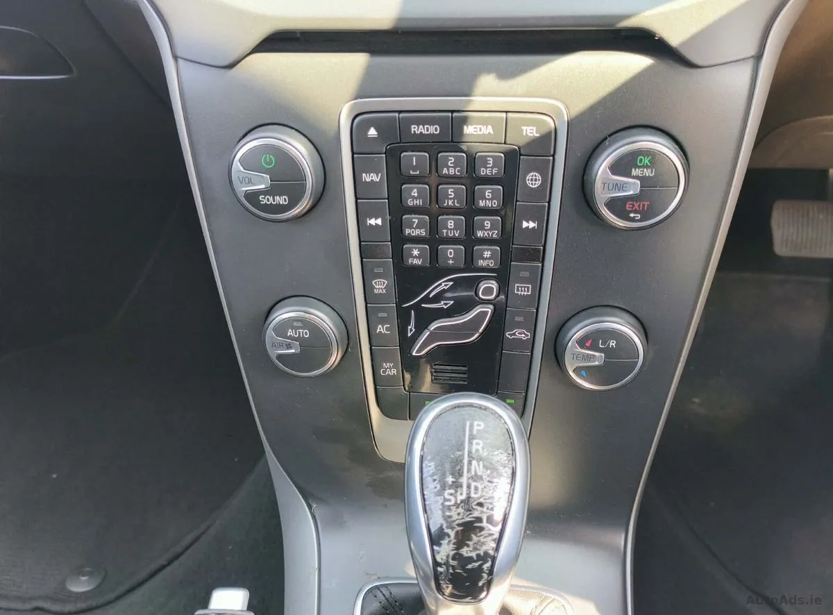 2015 Volvo V40 – photo 13