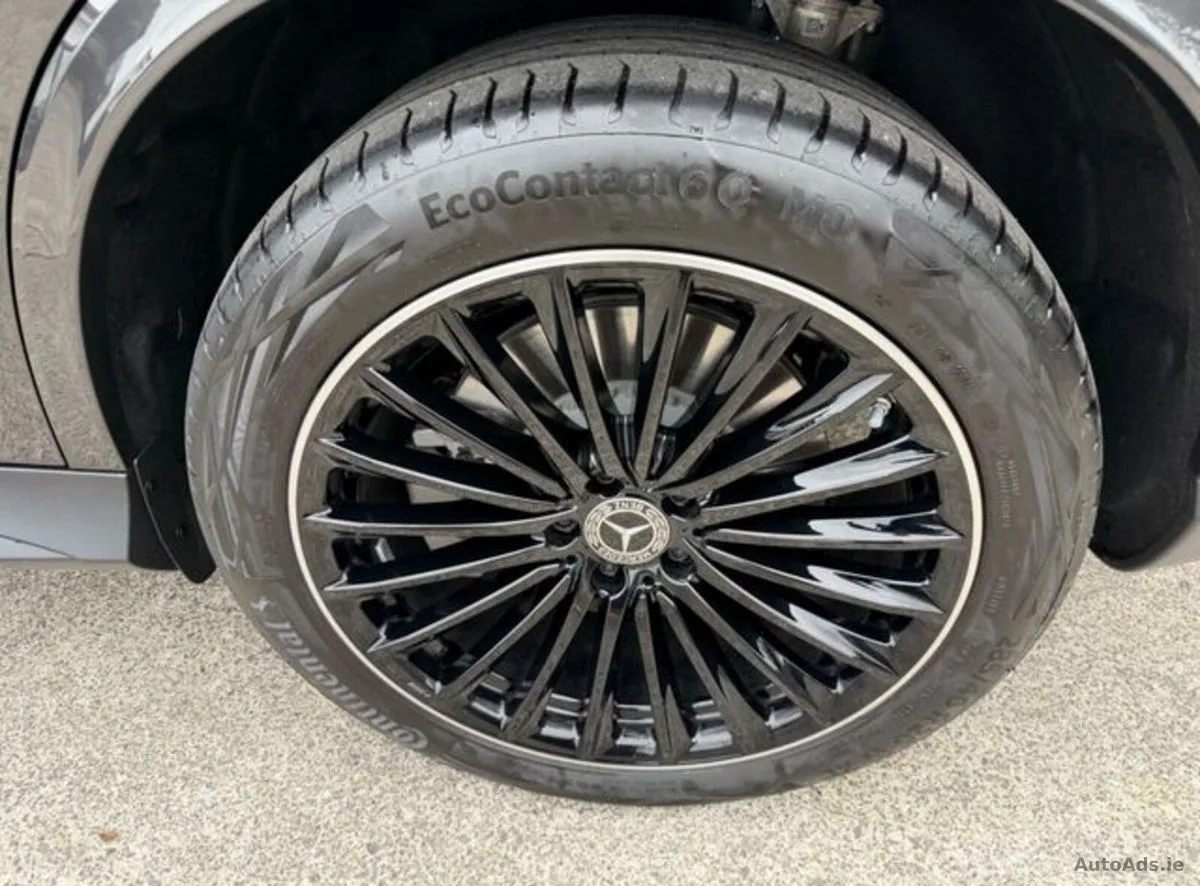 2026 Mercedes-Benz GLC – photo 9