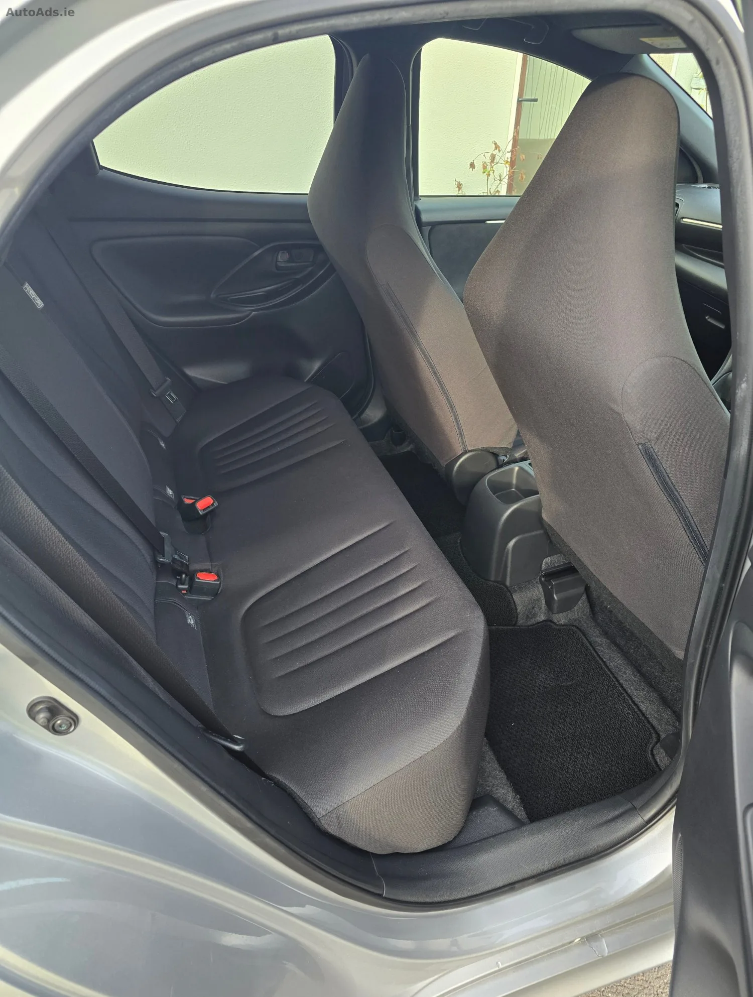 2023 Toyota Yaris – photo 6