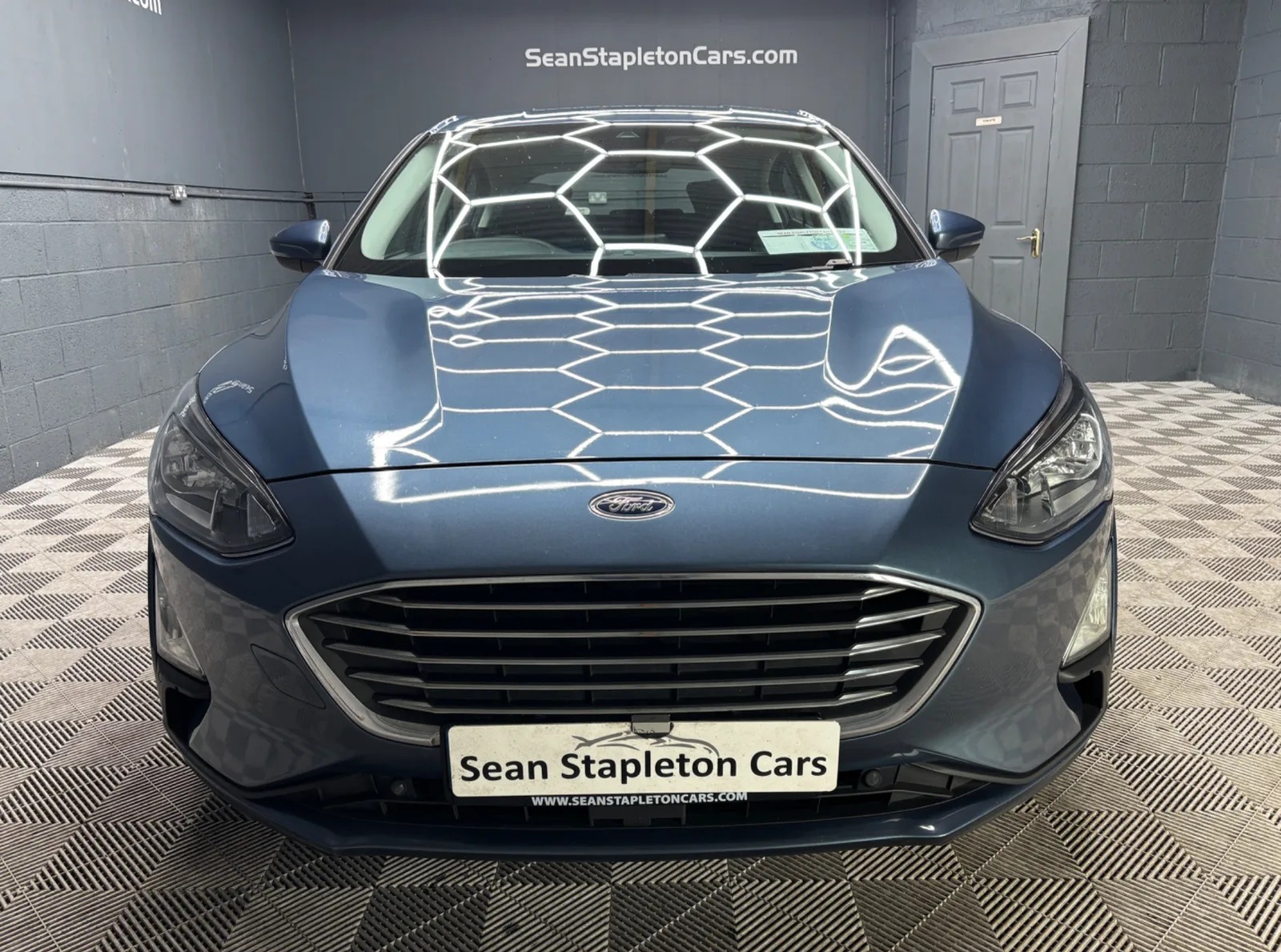 2020 Ford Focus – photo 2