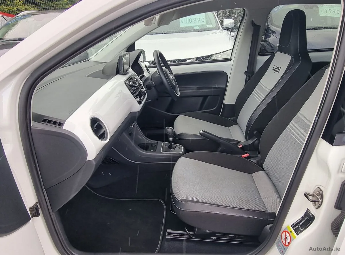 2013 Volkswagen up! – photo 20