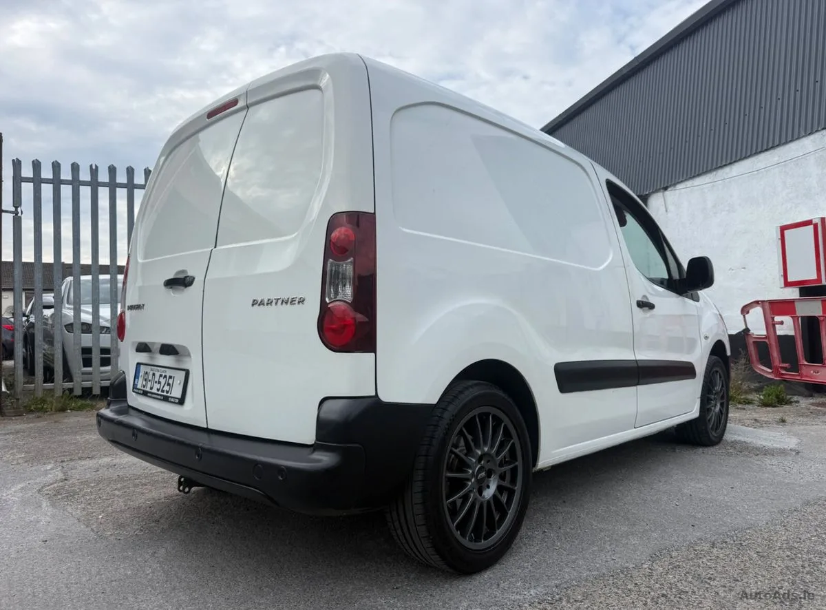 2019 Peugeot Partner – photo 9