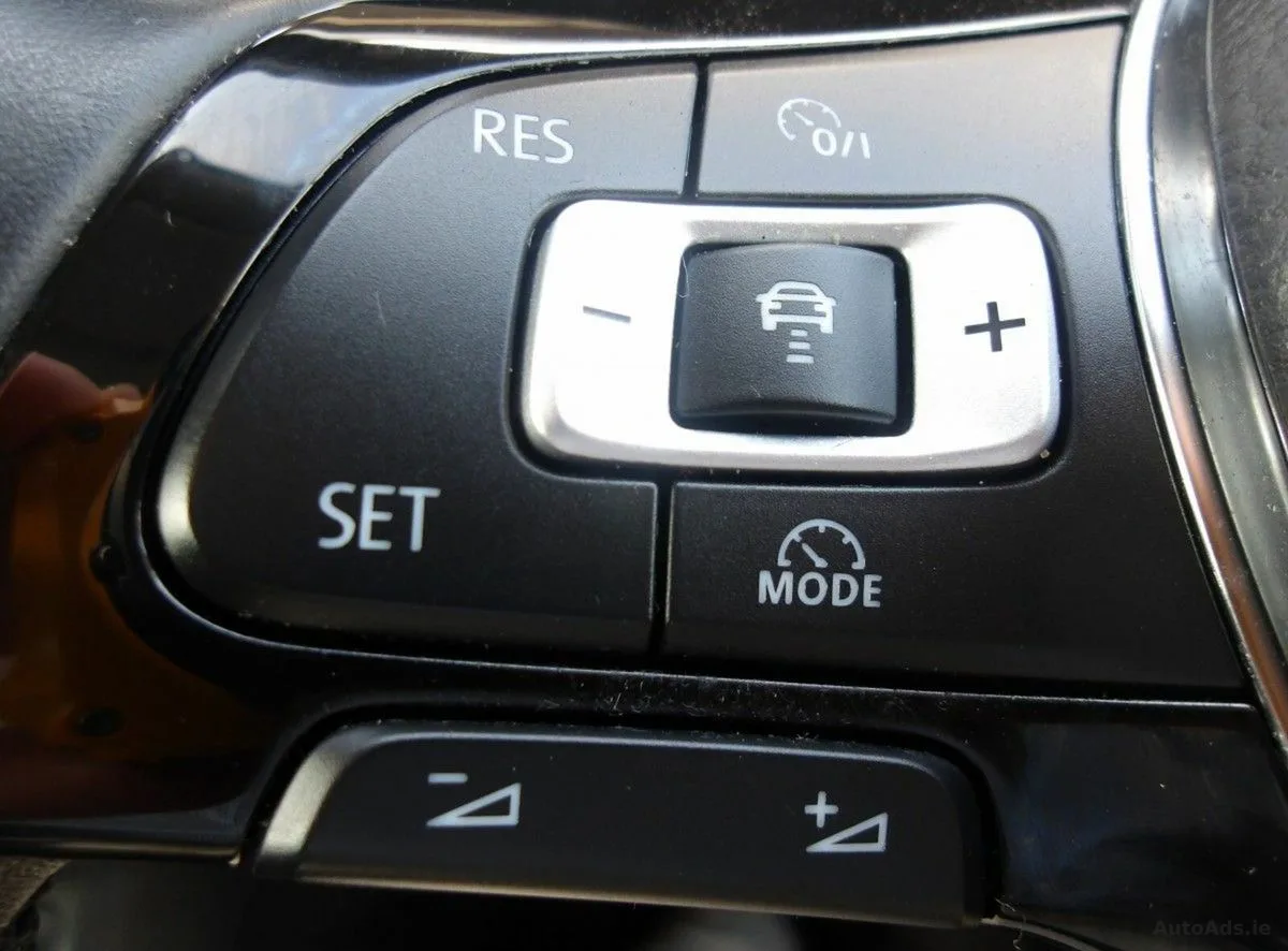 2018 Volkswagen Tiguan – photo 11