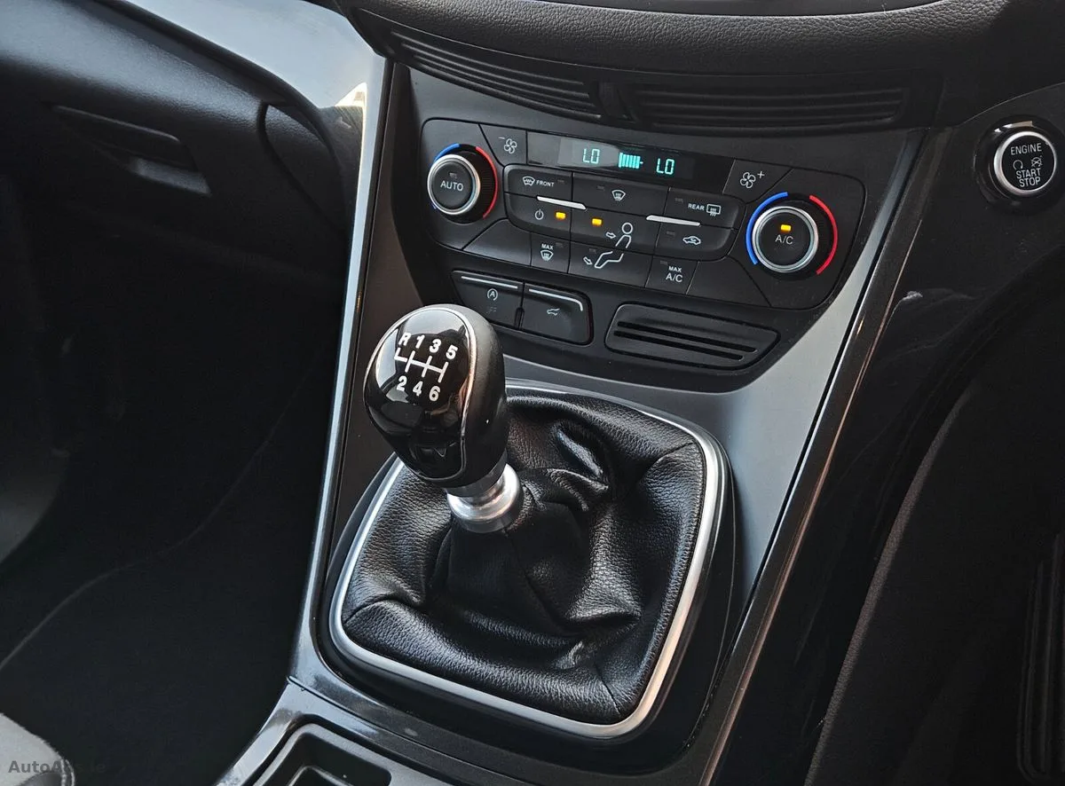 2017 Ford Kuga – photo 13