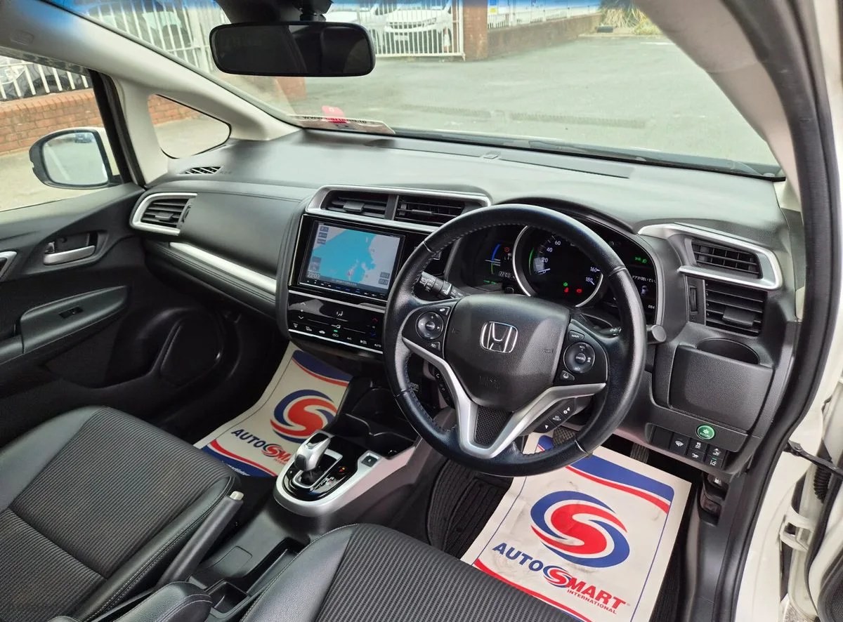 2017 Honda Fit – photo 15