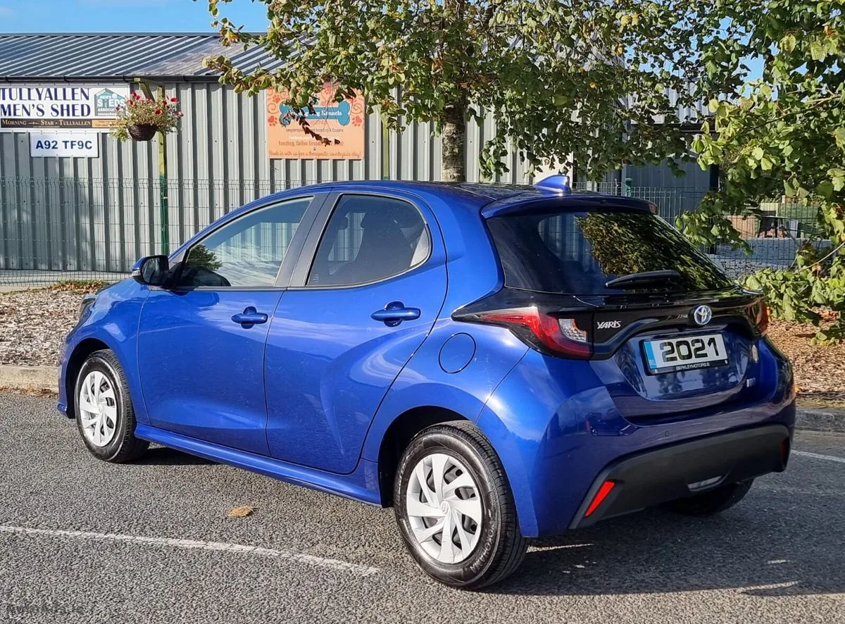 2021 Toyota Yaris – photo 2