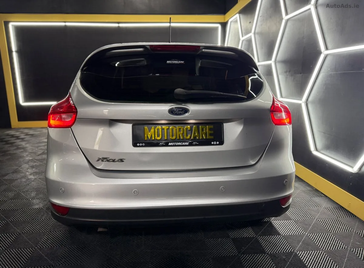 2017 Ford Focus – photo 11