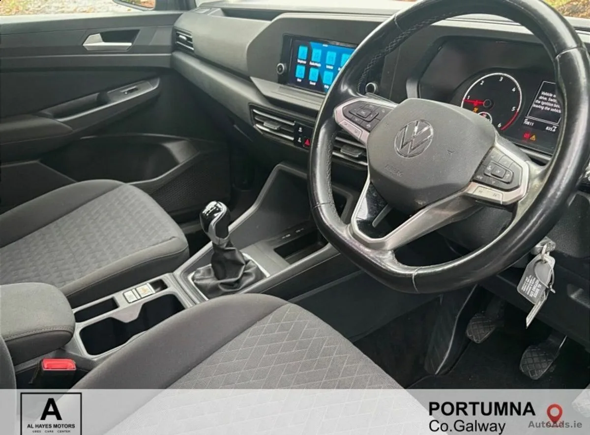 2022 Volkswagen Caddy Maxi Life – photo 2