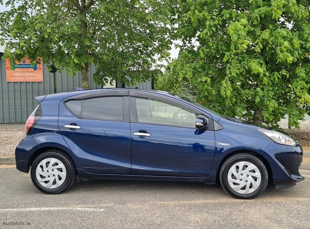 2019 Toyota Aqua – photo 10