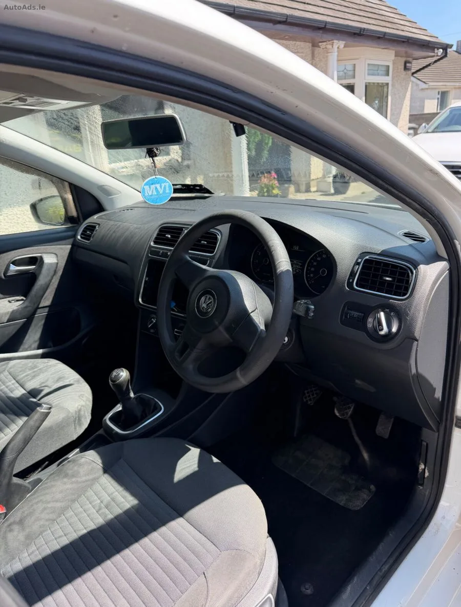 2014 Volkswagen Polo – photo 12