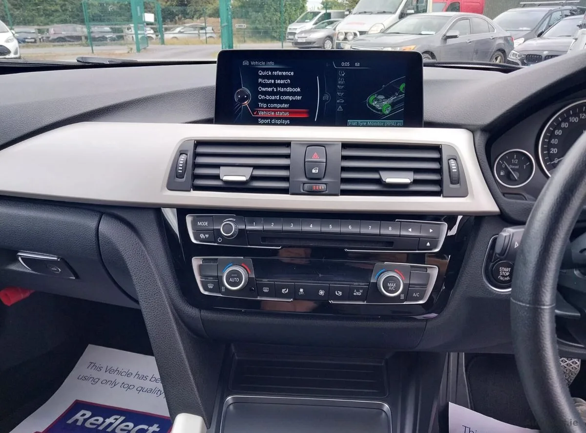 2016 BMW 3-Series – photo 18