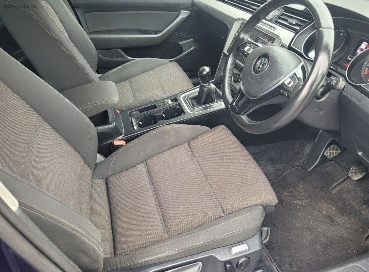 2018 Volkswagen Passat – photo 5