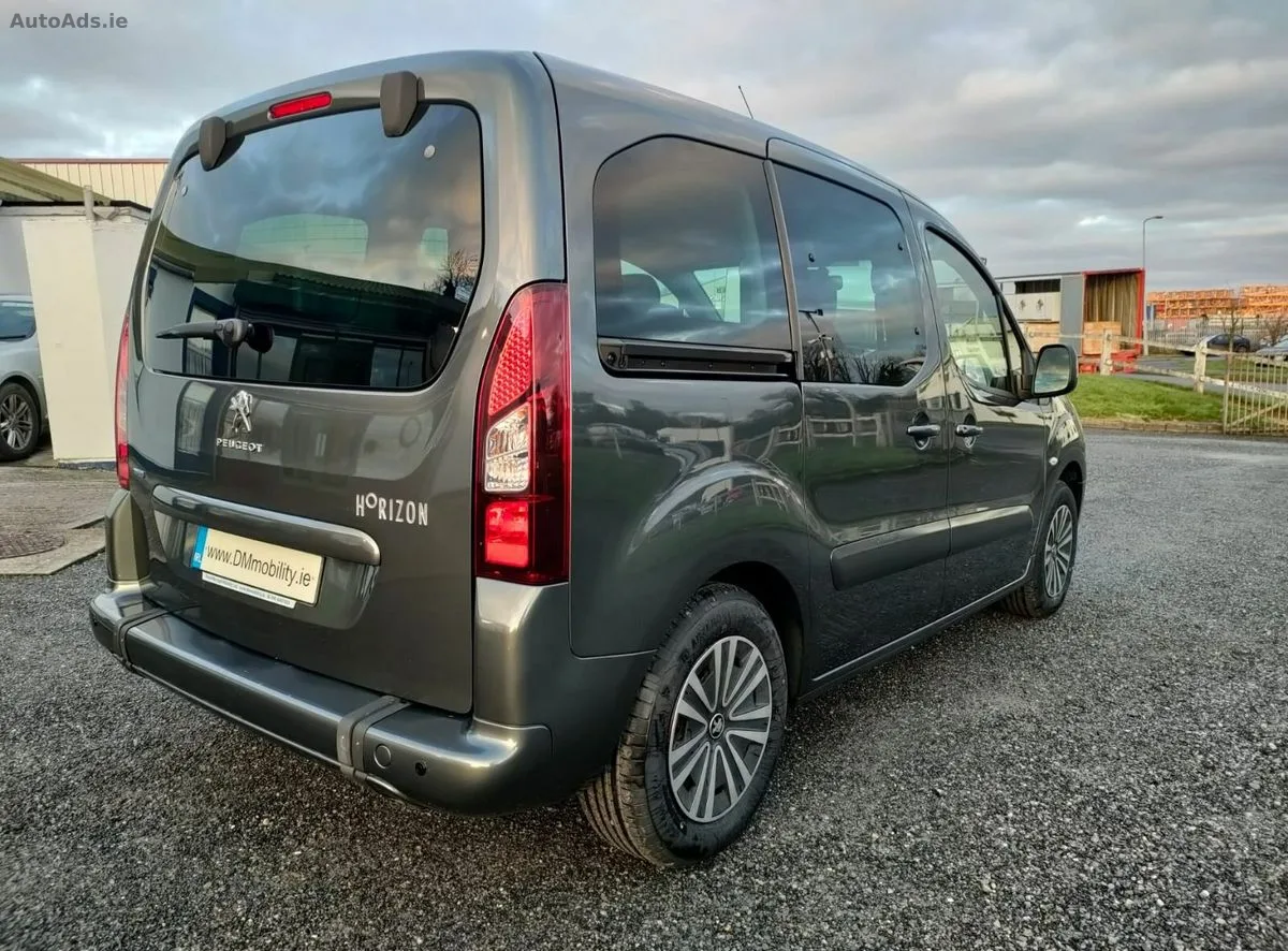 2017 Peugeot Partner – photo 6