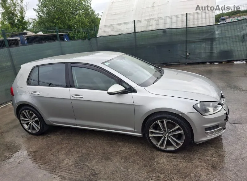 2013 Volkswagen Golf – photo 2
