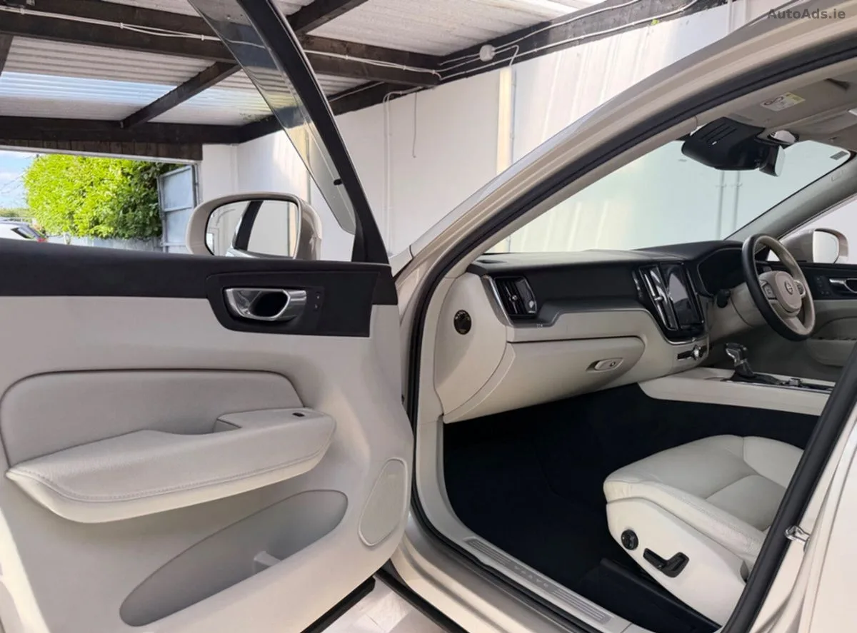 2018 Volvo XC60 – photo 18