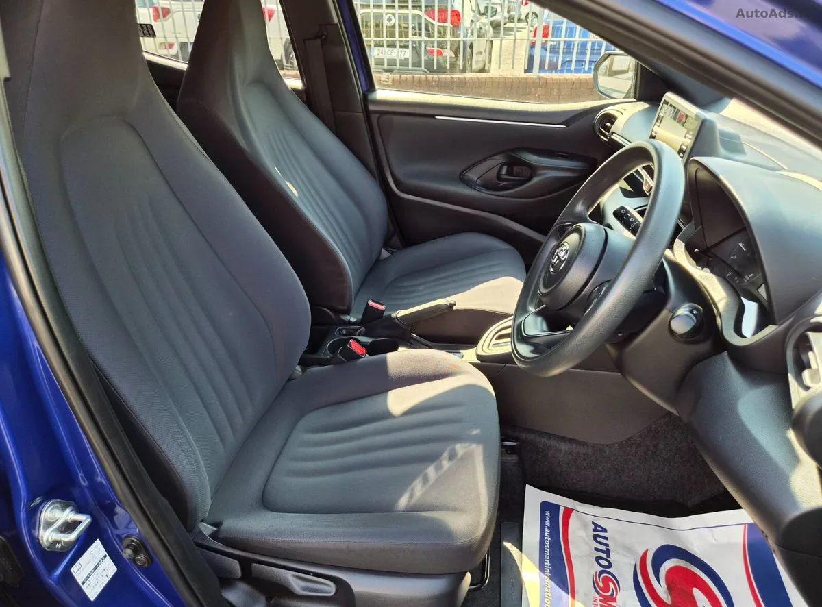 2022 Toyota Yaris – photo 11