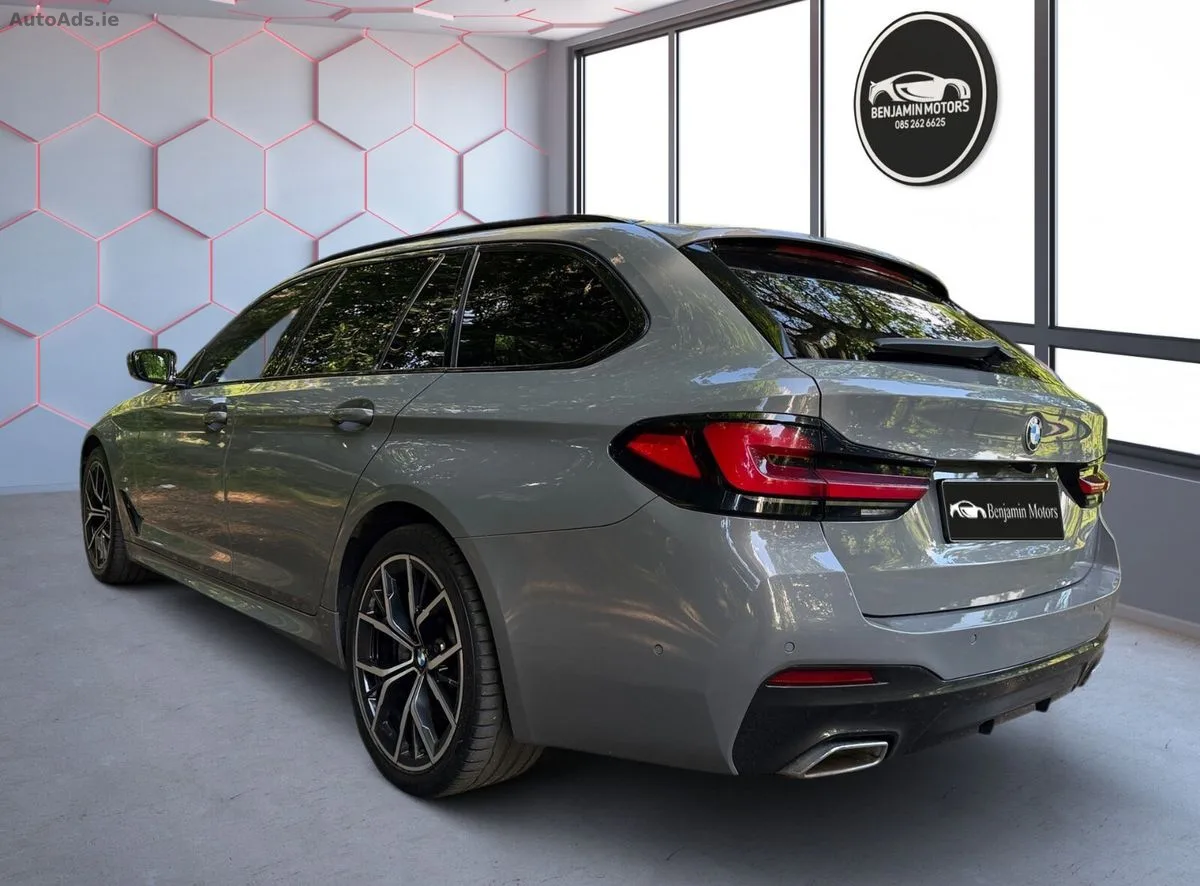 2021 BMW 5-Series – photo 6