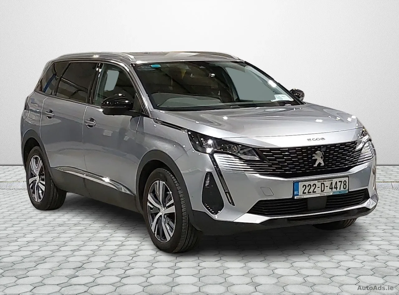 2022 Peugeot 5008