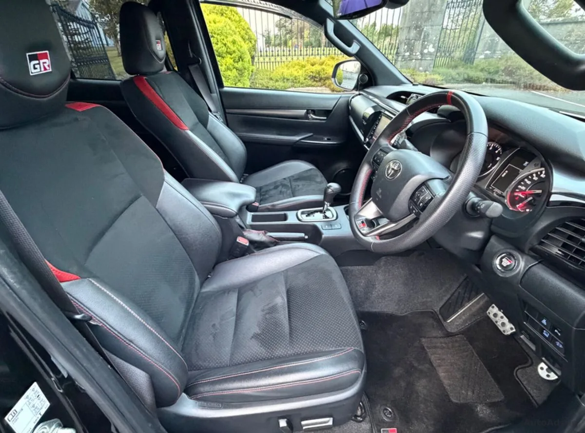 2024 Toyota Hilux – photo 9