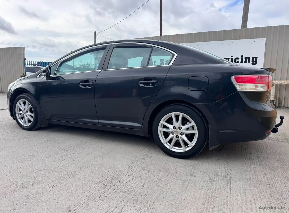 2011 Toyota Avensis – photo 6
