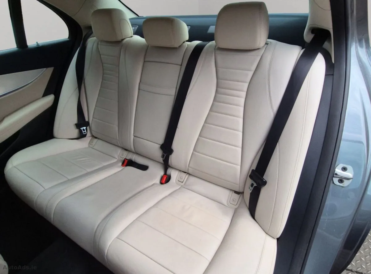 2019 Mercedes-Benz E-Class – photo 15