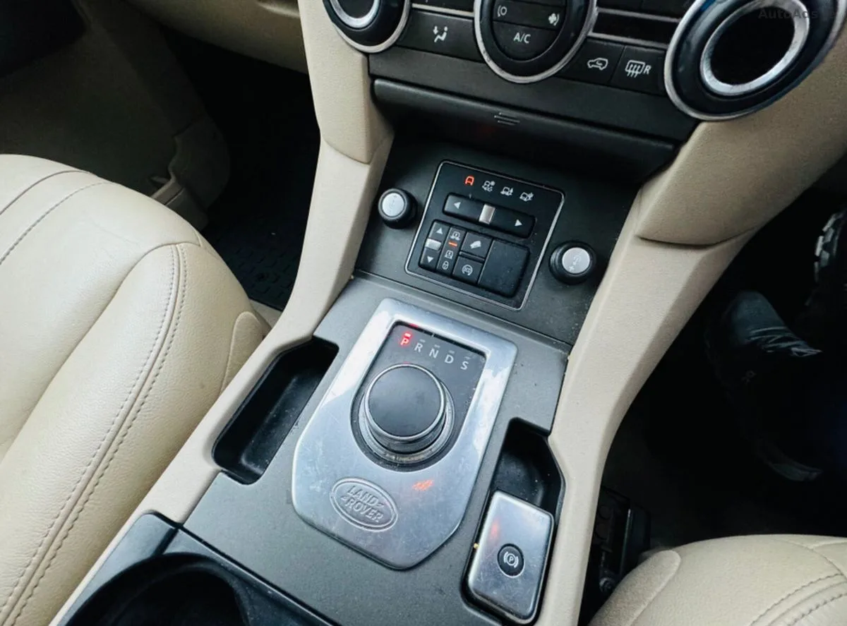 2014 Land Rover Discovery – photo 17