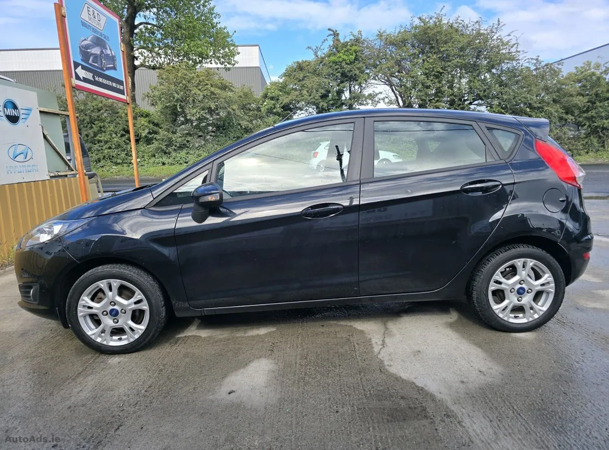 2016 Ford Fiesta – photo 10