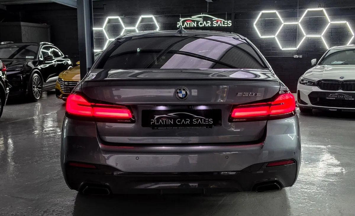 2020 BMW 5-Series – photo 11