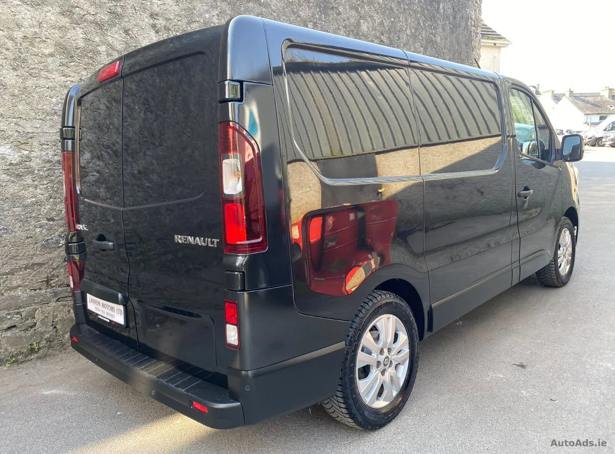 2022 Renault Trafic – photo 4