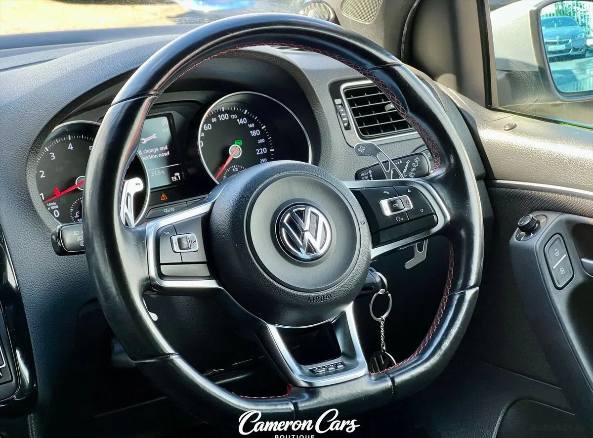 2015 Volkswagen Polo – photo 15