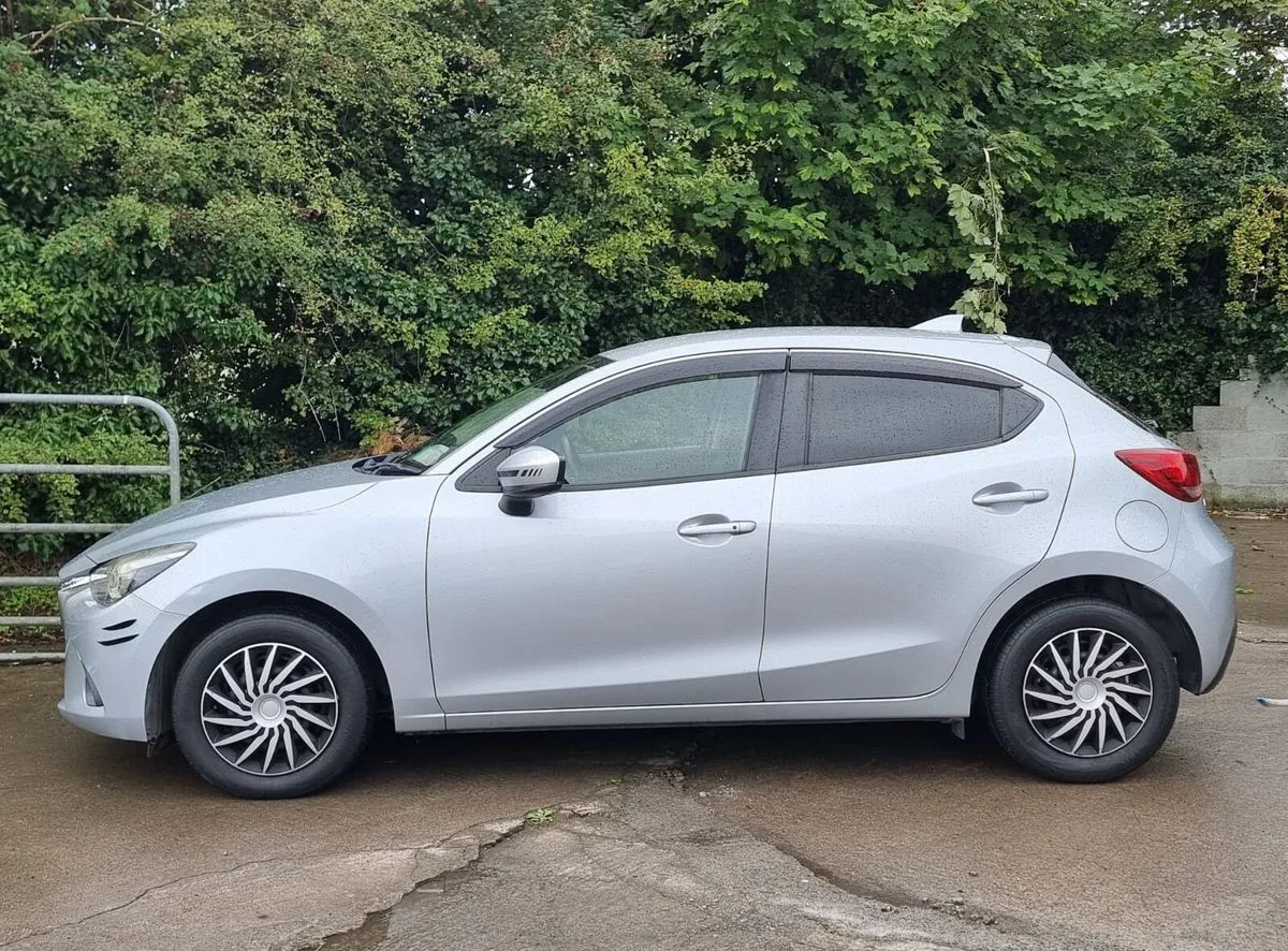 2017 Mazda Demio – photo 8