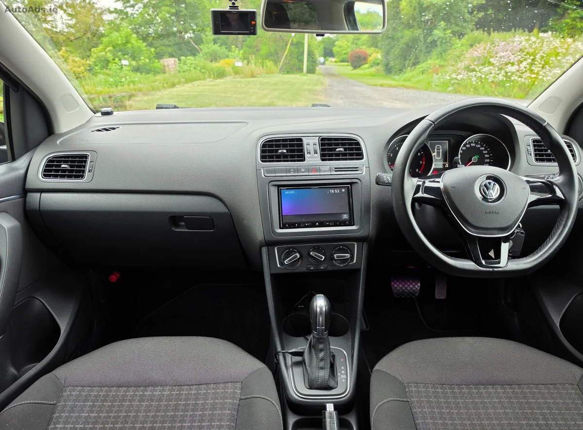 2015 Volkswagen Polo – photo 9