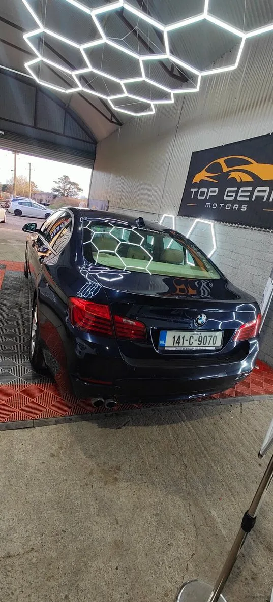 2014 BMW 5-Series – photo 13