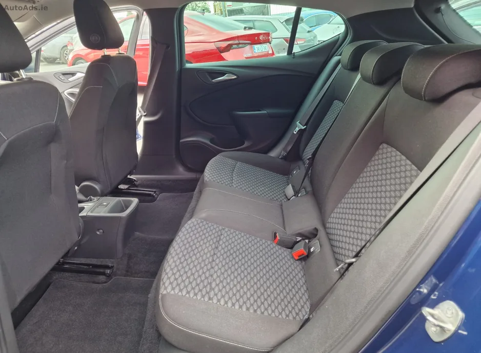 2020 Opel Astra – photo 8