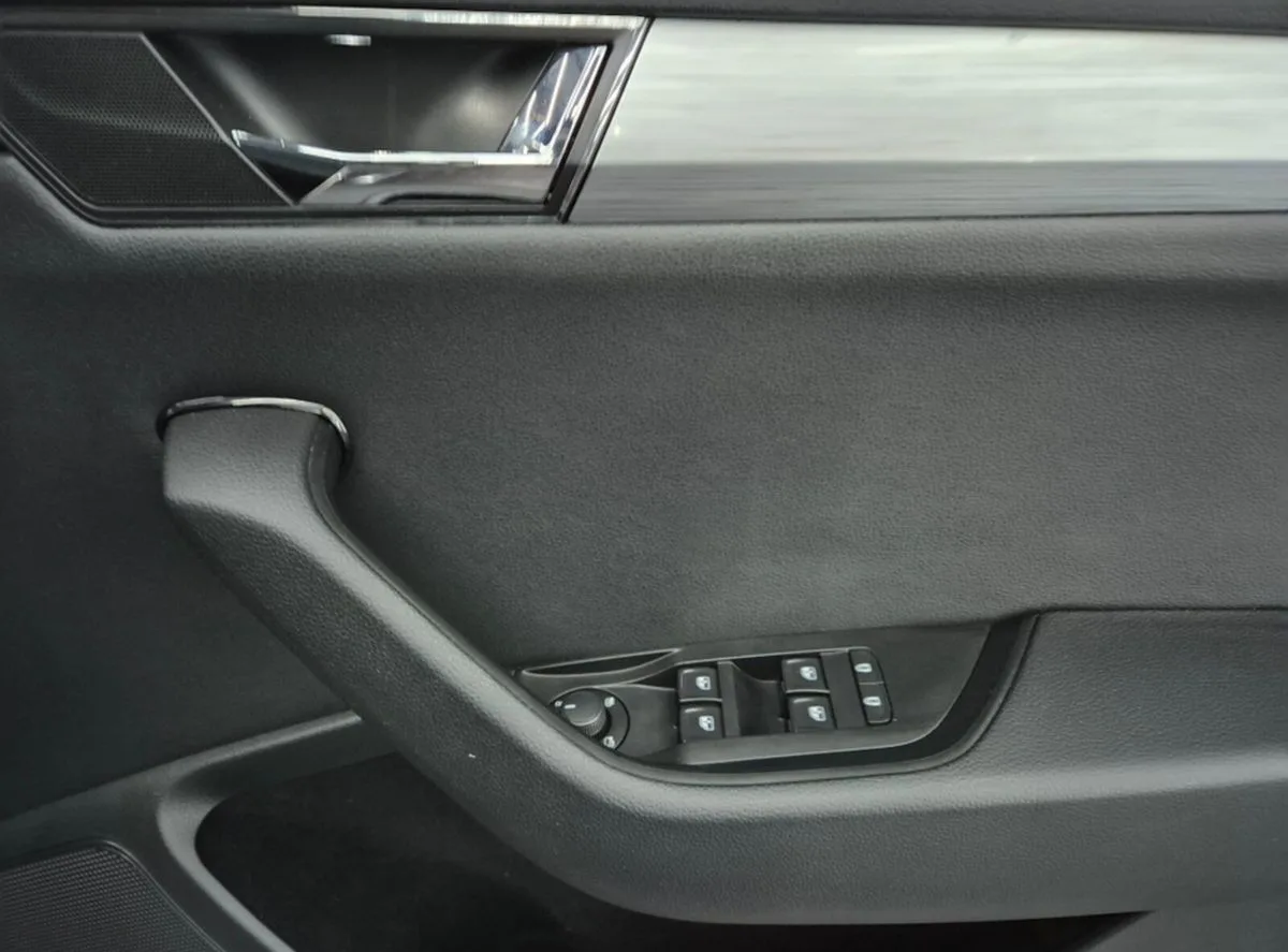 2020 Skoda Superb – photo 17