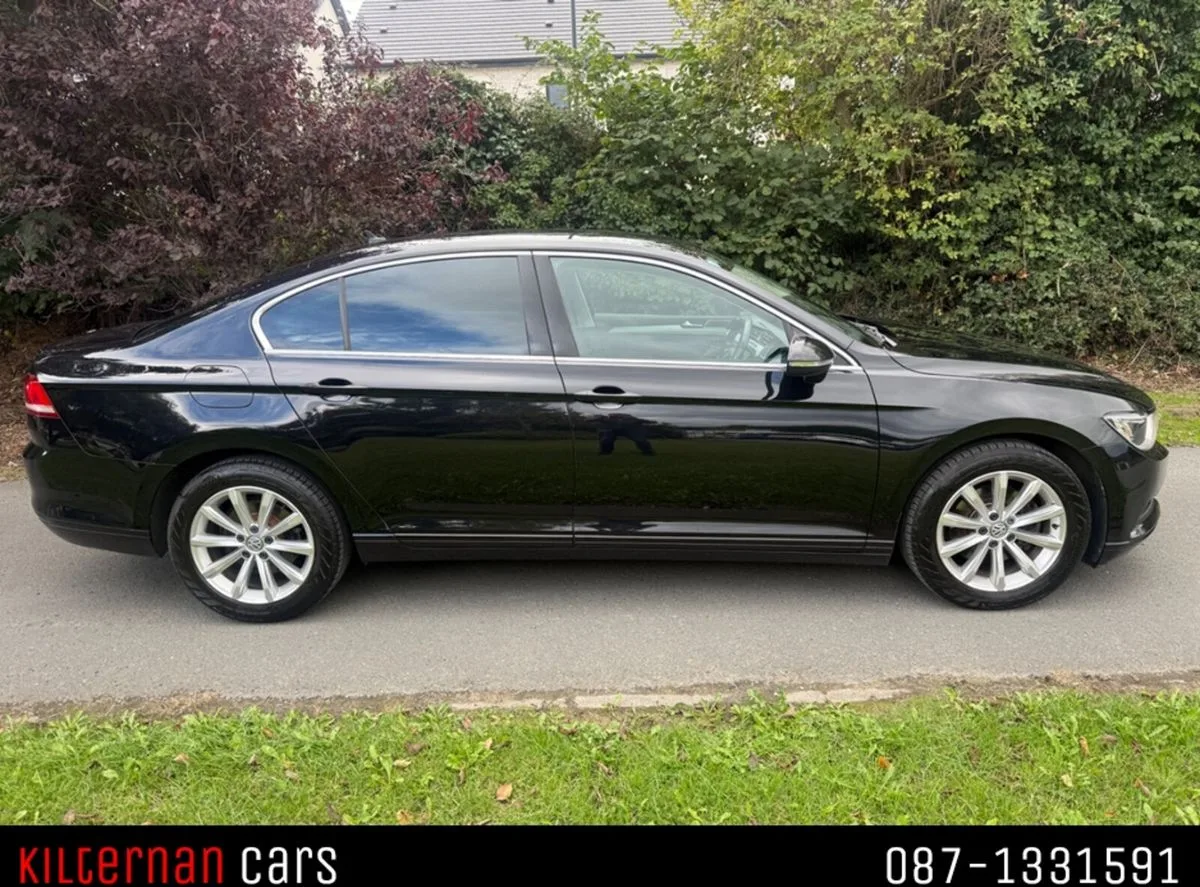 2019 Volkswagen Passat – photo 2