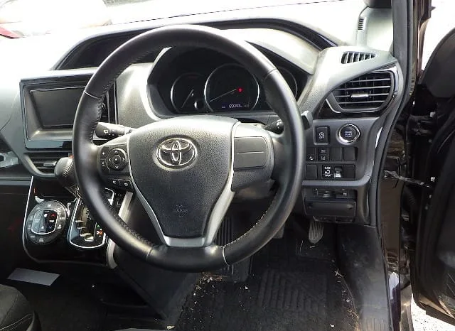 2015 Toyota Esquire – photo 7