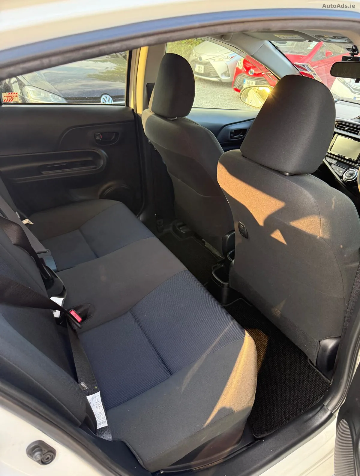 2016 Toyota Aqua – photo 7