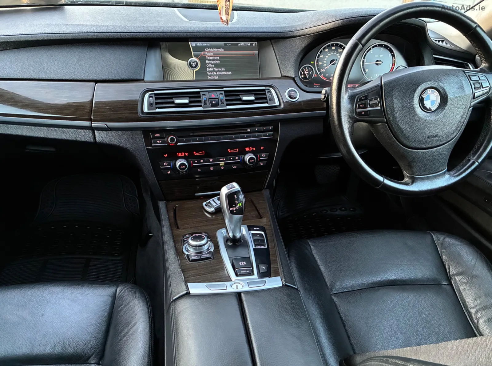 2011 BMW 7 Series – photo 3