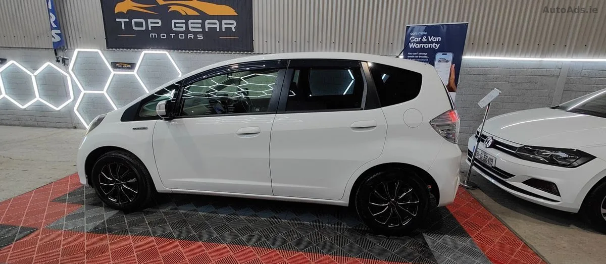2014 Honda Fit – photo 11