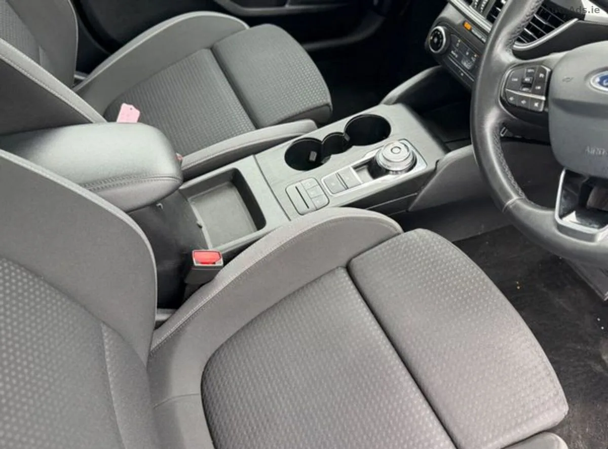 2019 Ford Focus – photo 19