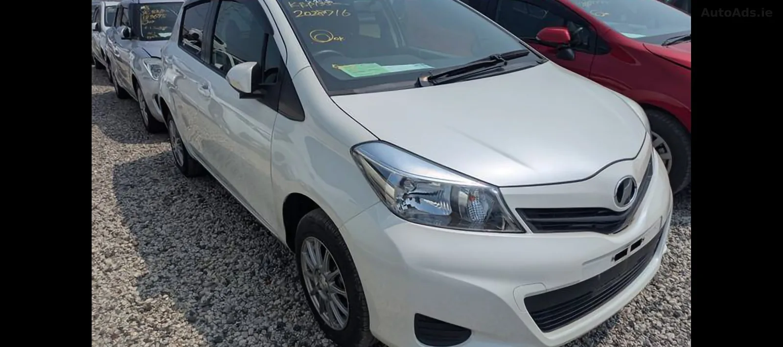 2013 Toyota Vitz – photo 3