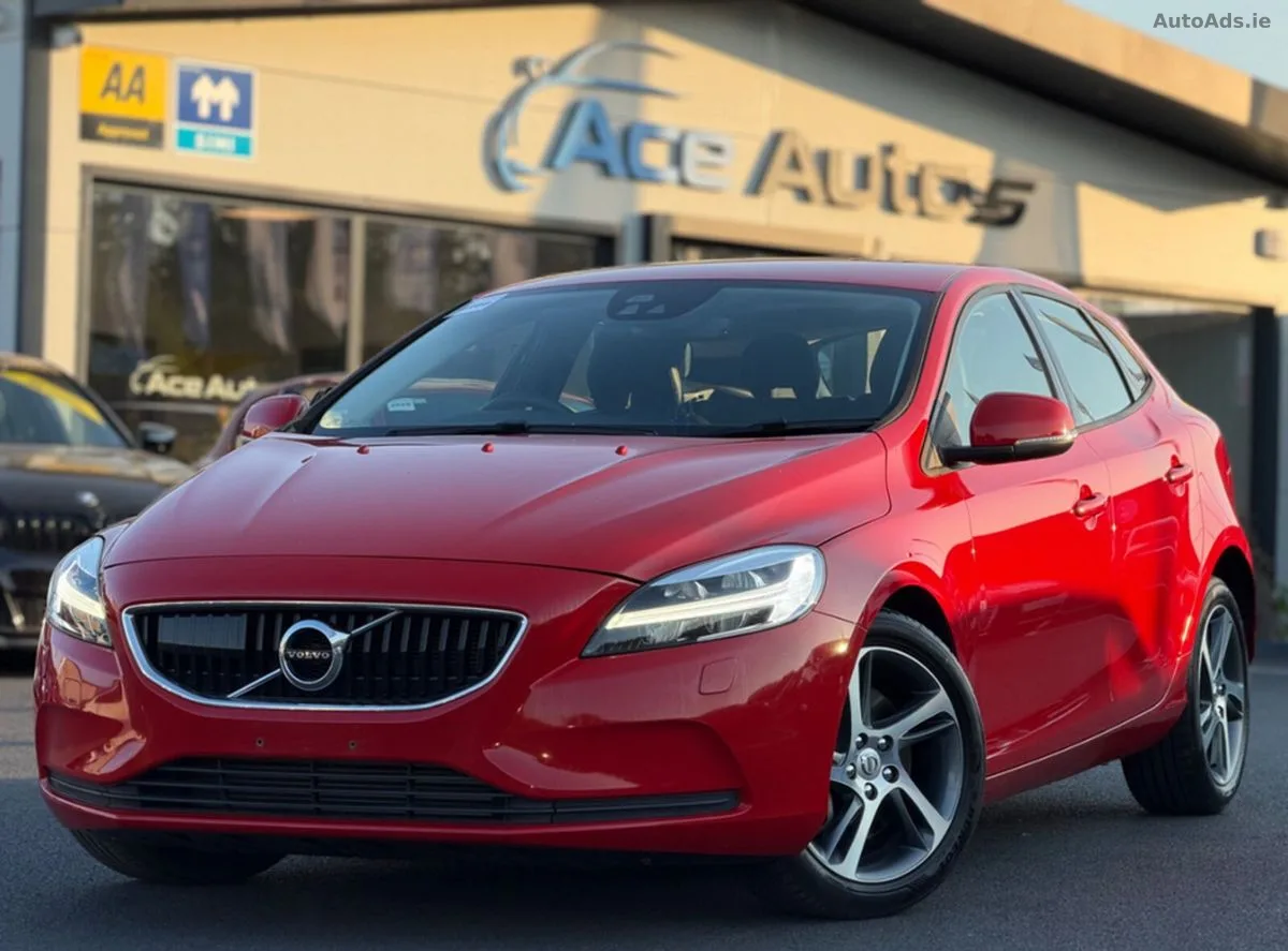2018 Volvo V40